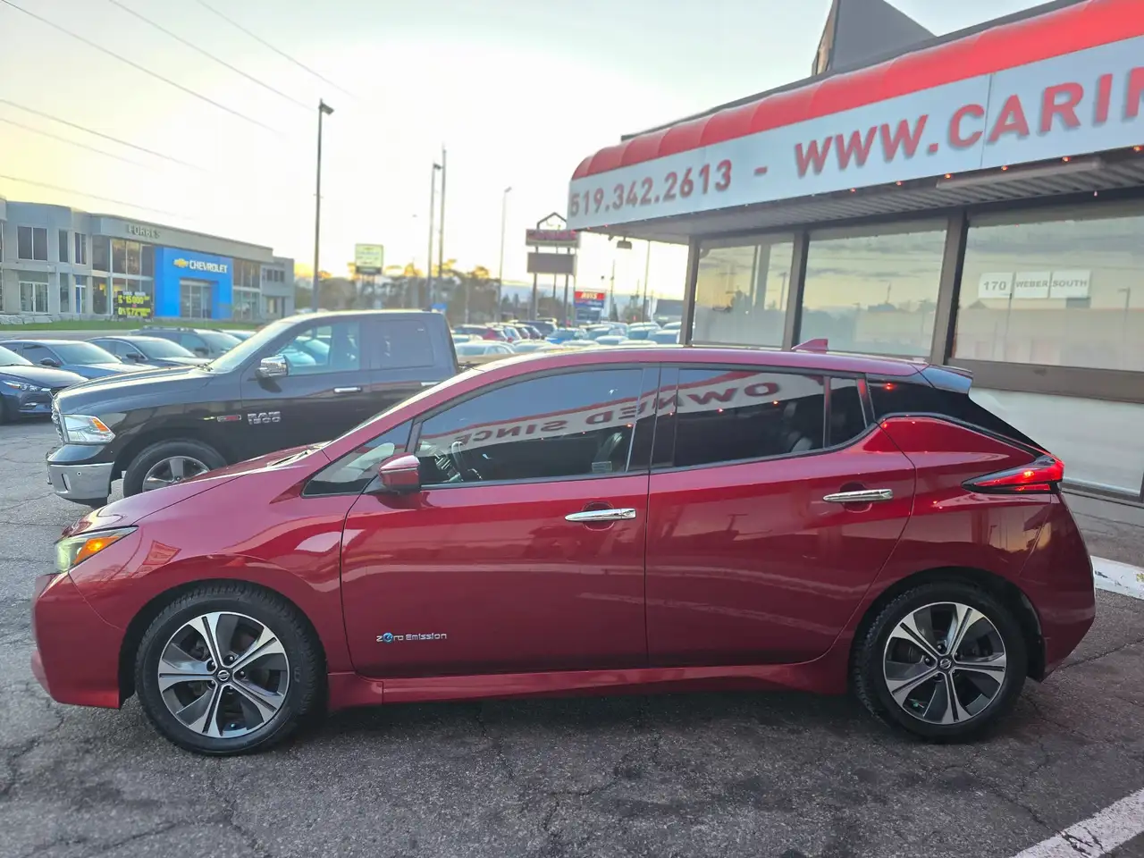 Nissan Leaf снимка Nissan Leaf