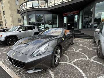 Grigio Silverstone Appena Tagliandata In Ferrari