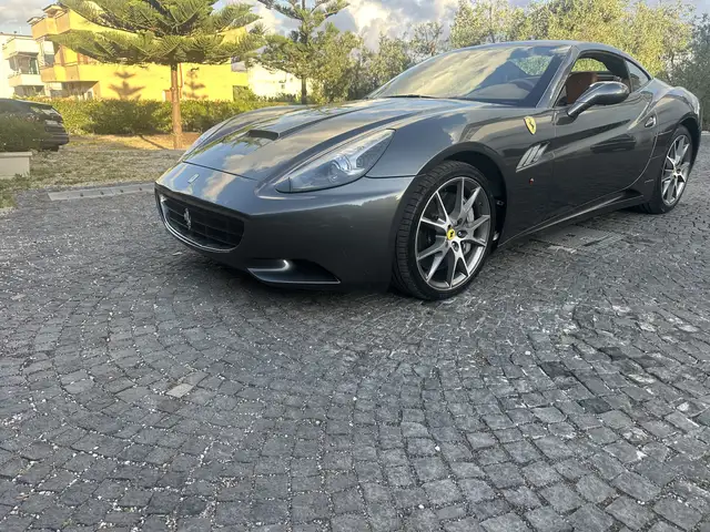 Ferrari California Grigio Silverstone