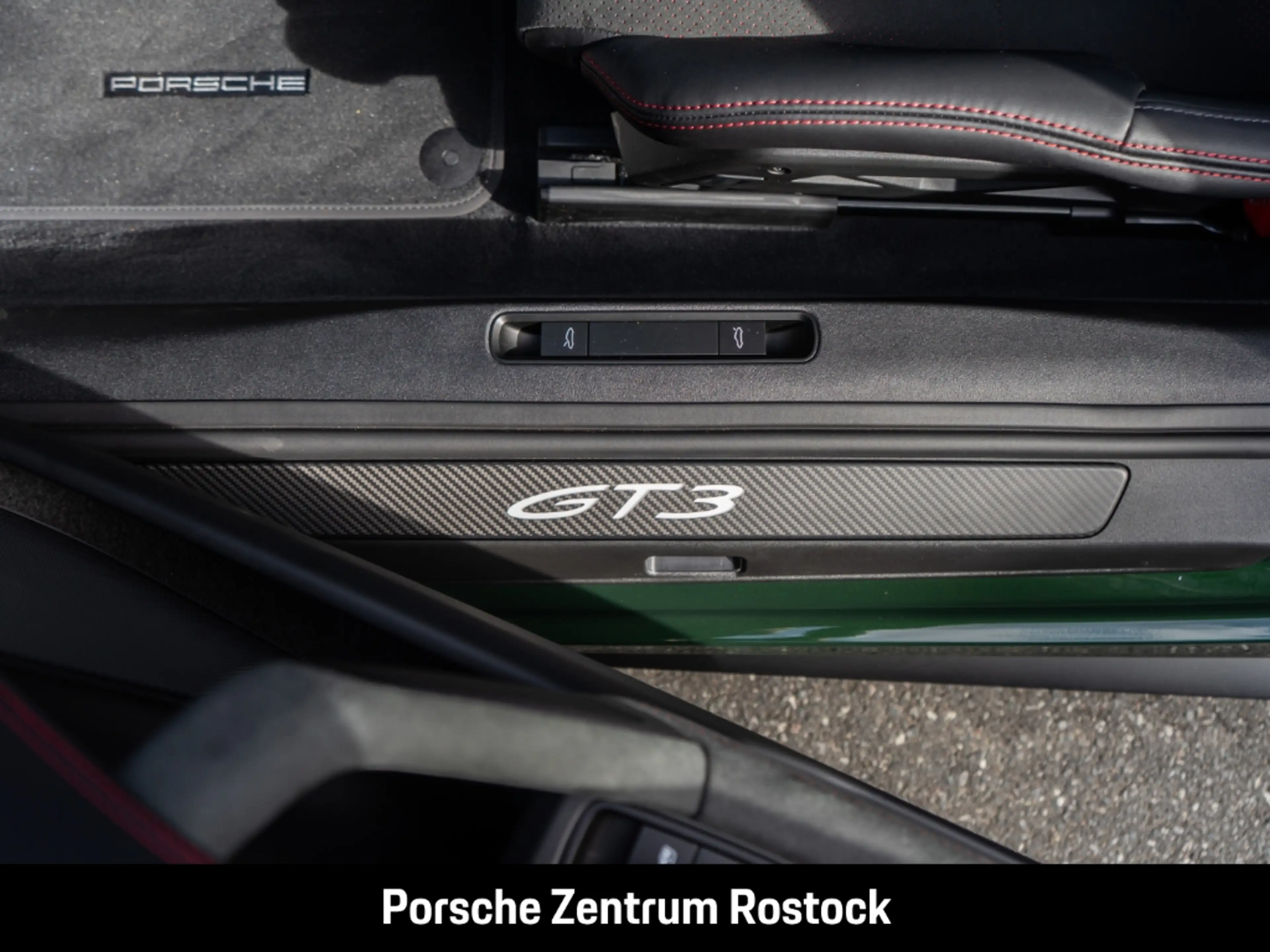 Porsche 992 -2 (911) GT3 — photo 14