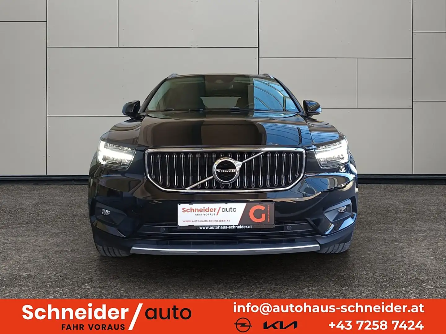 Volvo XC40 T5 Hybrid Twin Engine PHEV FWD Momentum Pro Aut. Schwarz - 2