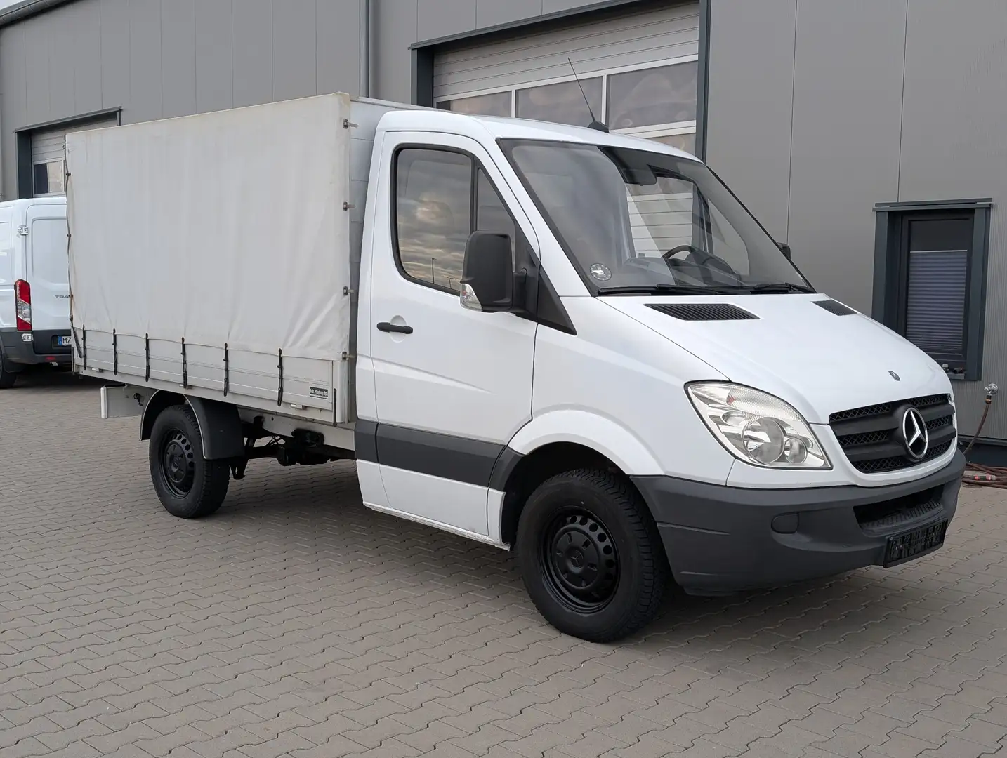Mercedes-Benz Sprinter 210 Pritsche Plane Blanco - 1