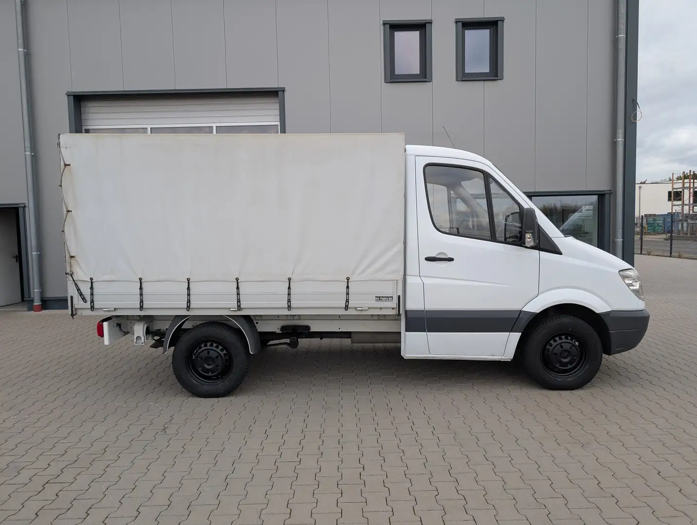 Mercedes-Benz Sprinter 210 Pritsche Plane Blanco - 2