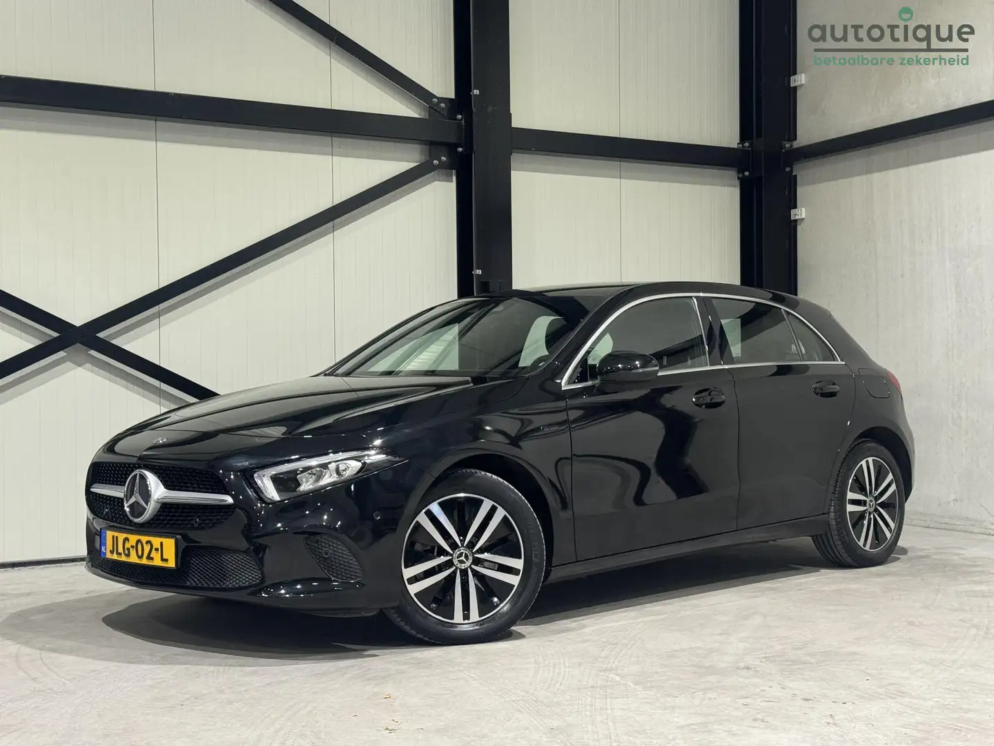 Mercedes-Benz A 250 e Business Aut. | navi | leder | sfeer verlichting Nero - 1