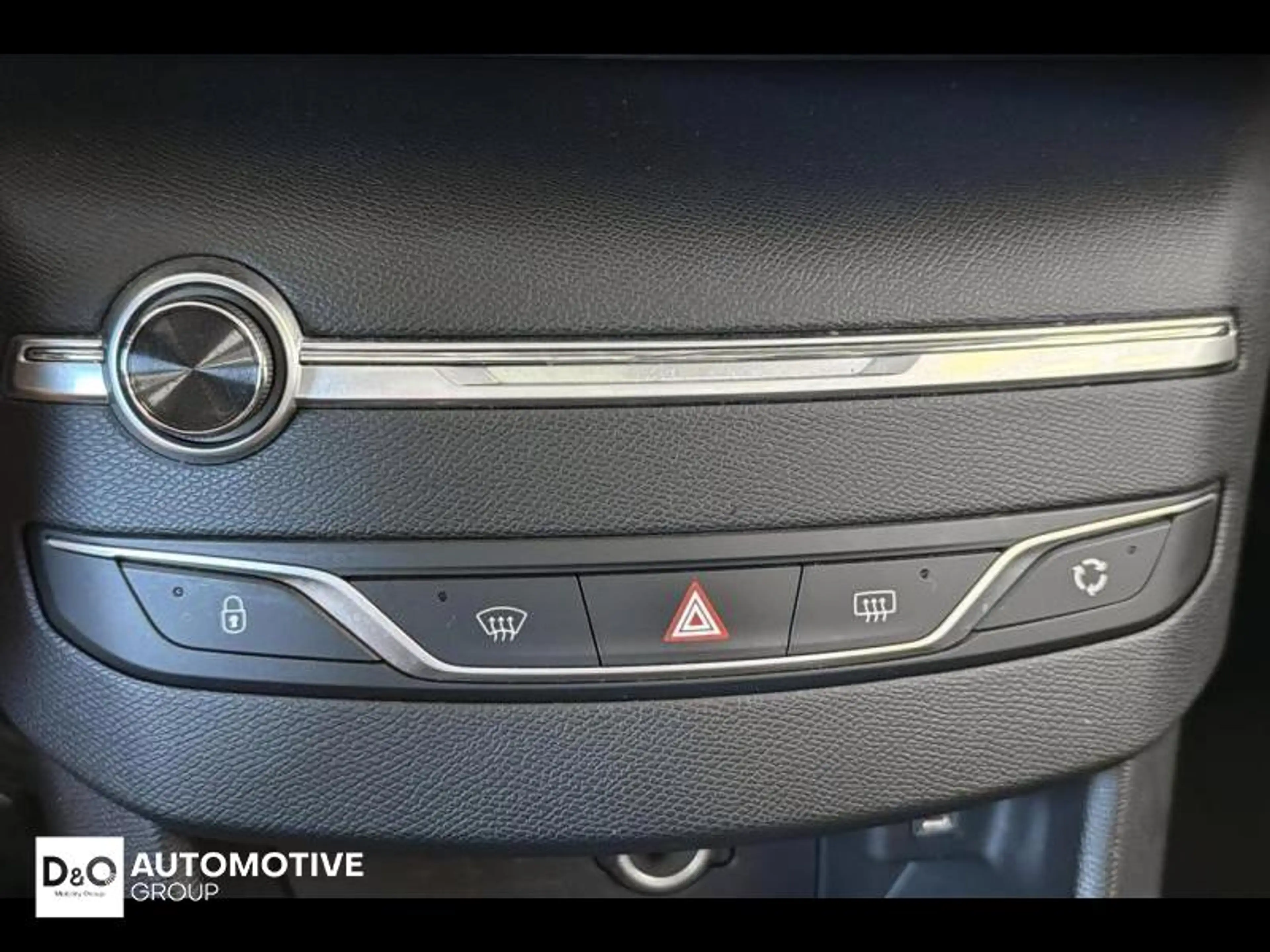 Peugeot 308 Allure camera gps panodak — photo 23