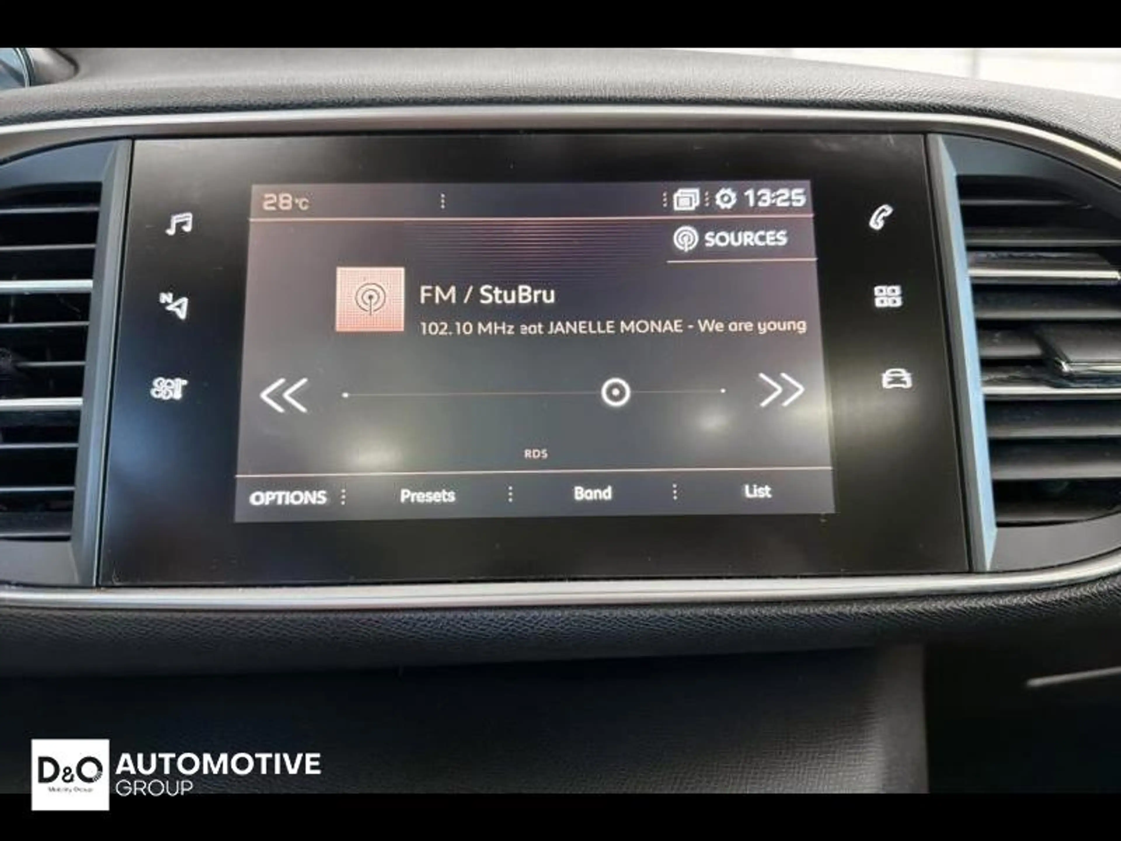 Peugeot 308 Allure camera gps panodak — photo 12