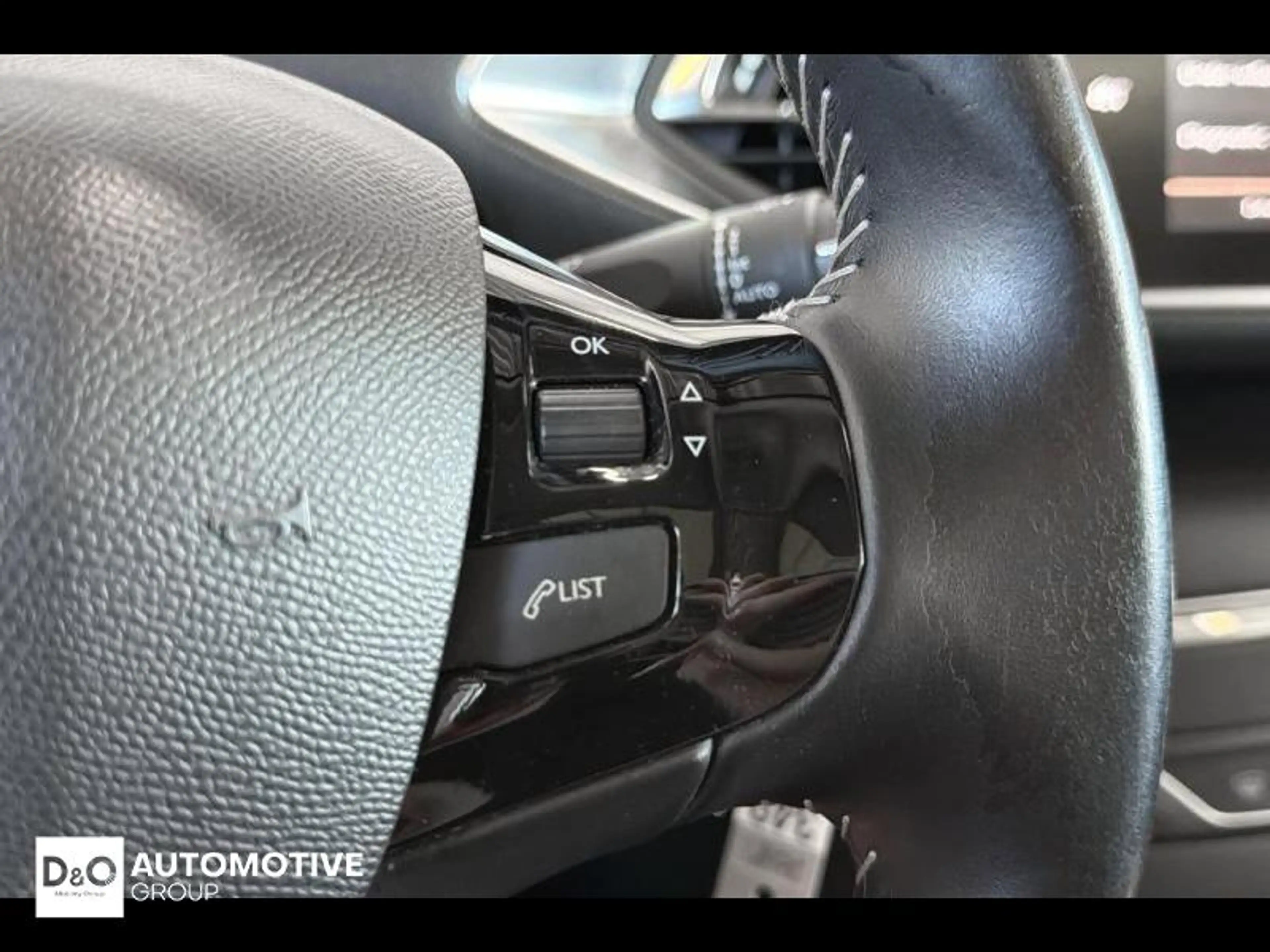 Peugeot 308 Allure camera gps panodak — photo 21