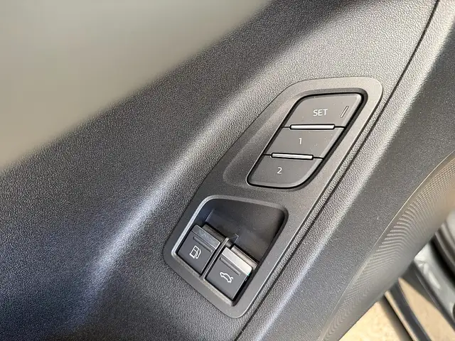 Audi Q3 e-Hybrid S line 272 PS – Panorama – Memory – Te... Ansicht 26