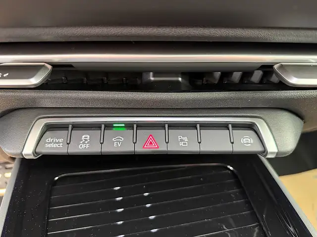 Audi Q3 e-Hybrid S line 272 PS – Panorama – Memory – Te... Ansicht 46