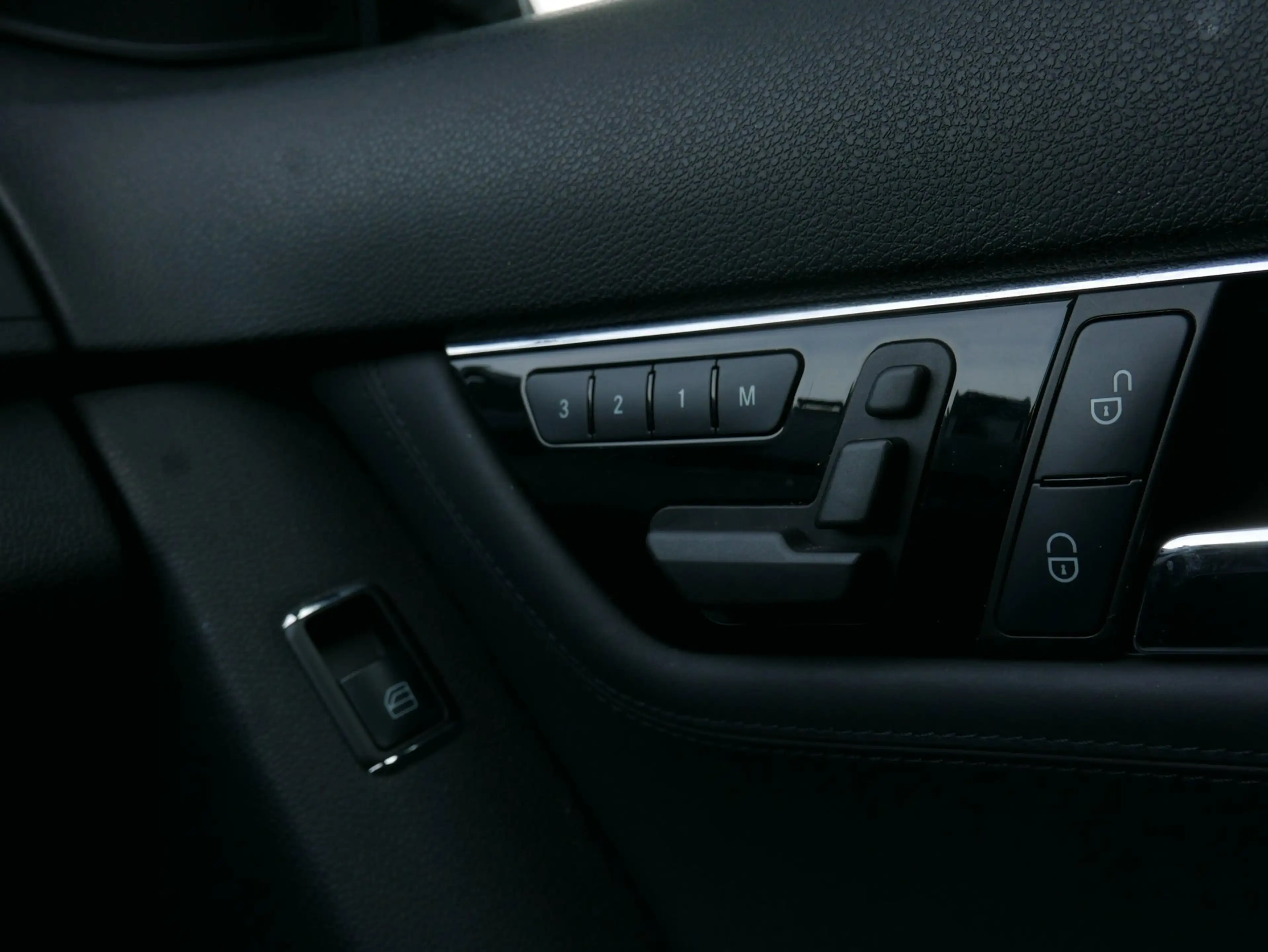 Mercedes-Benz C 63 AMG Estate 457 PK — photo 14