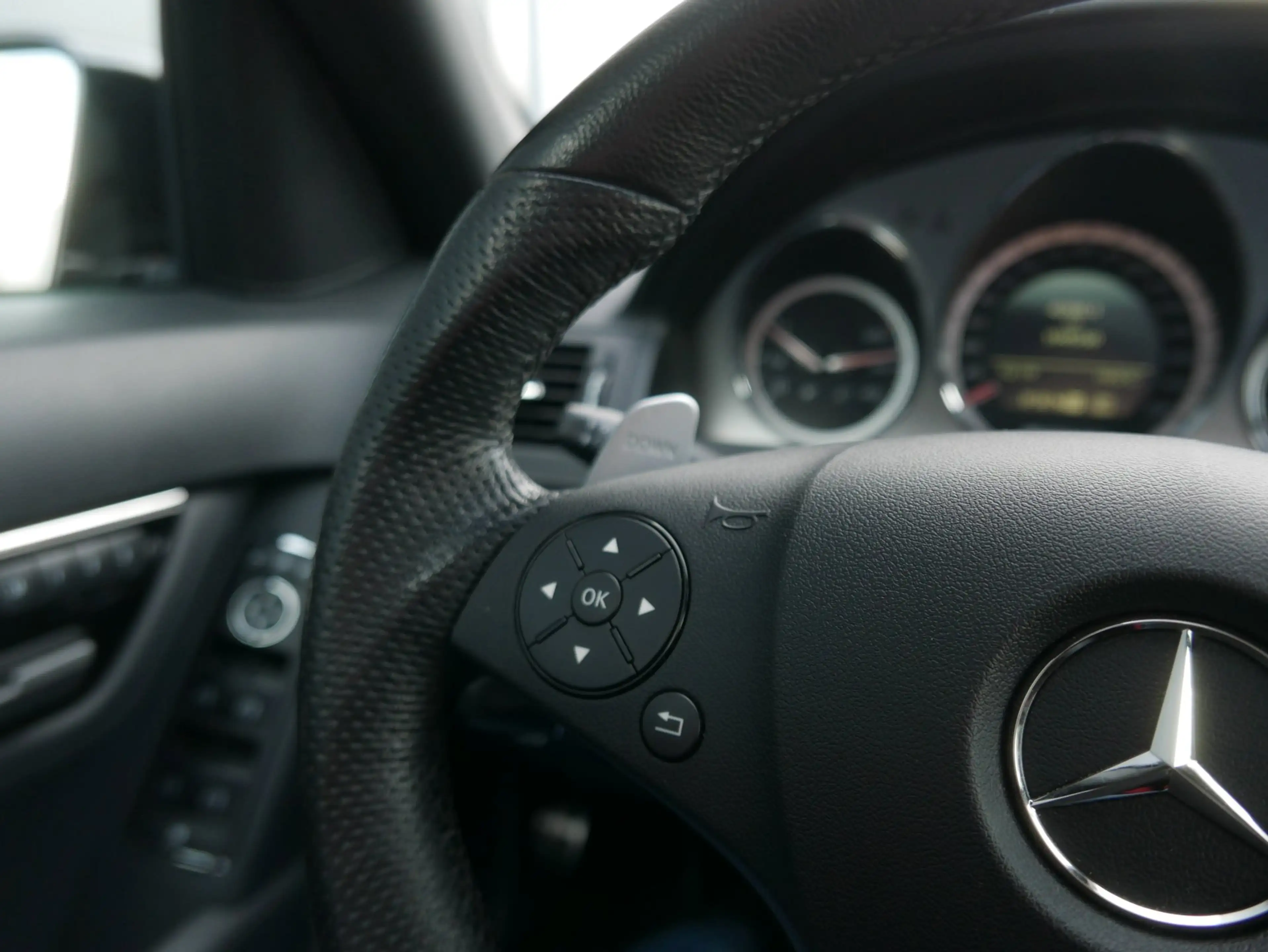 Mercedes-Benz C 63 AMG Estate 457 PK — photo 15