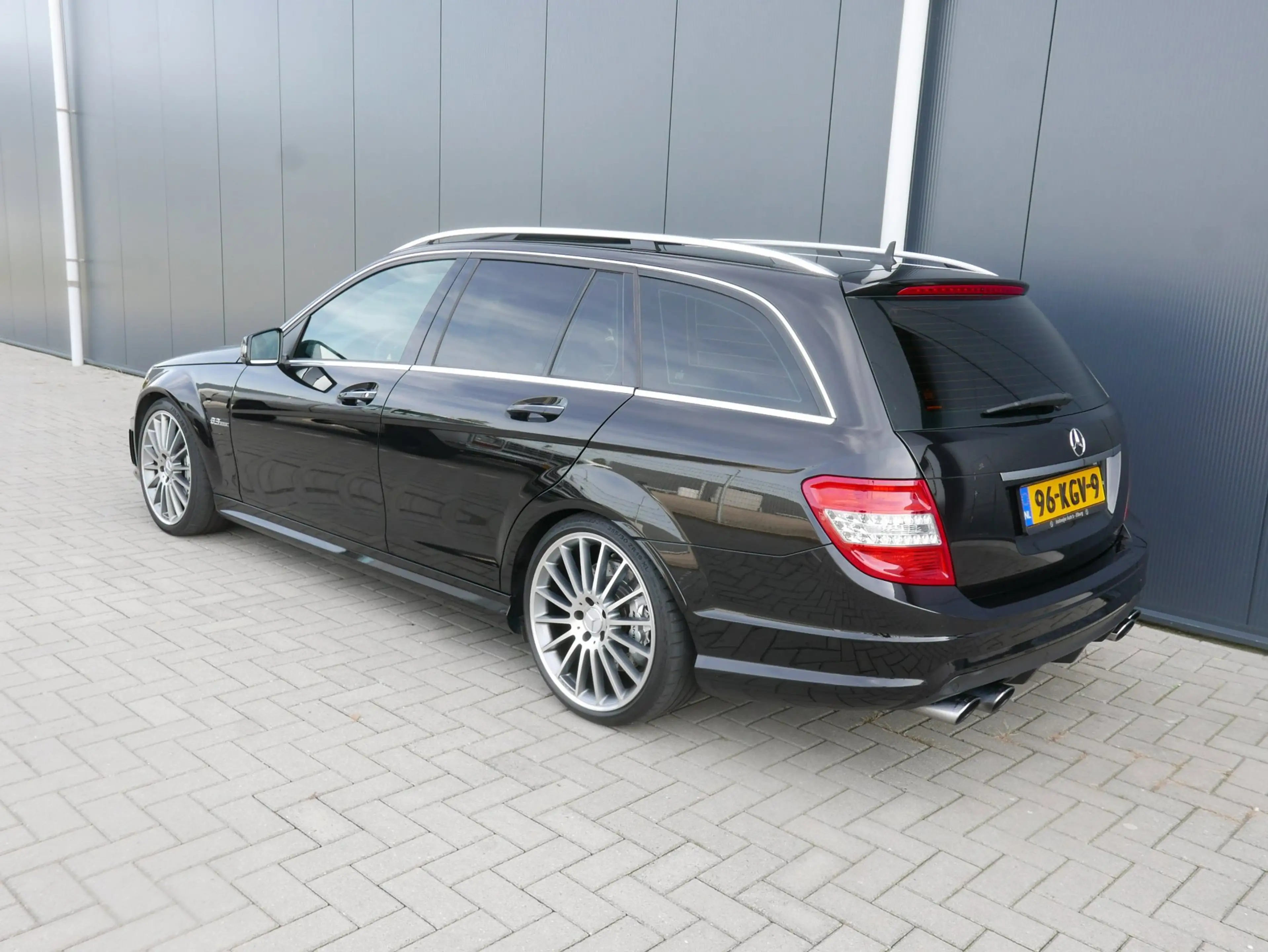 Mercedes-Benz C 63 AMG Estate 457 PK — photo 5