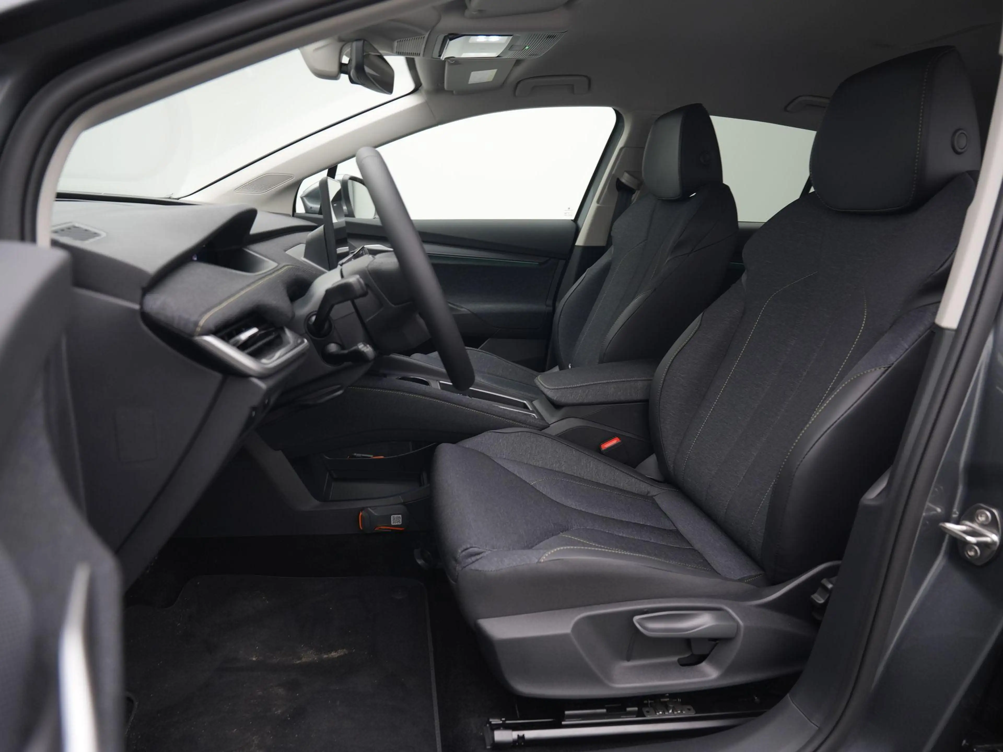 Skoda Elroq 60 Business Edition 190pk | Trekhaak | Achteruitri — photo 8