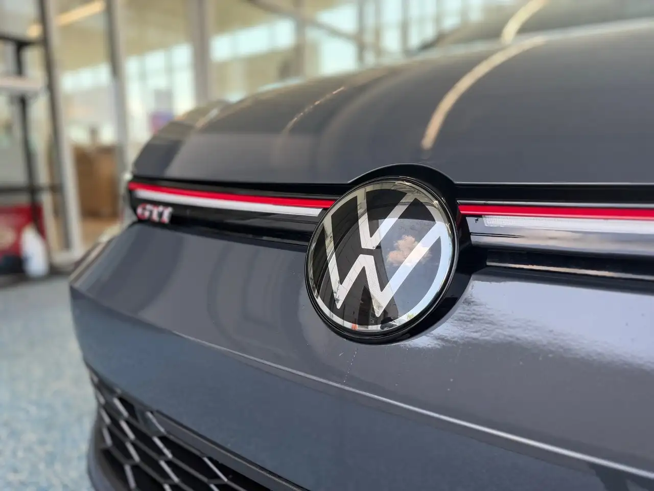 Volkswagen Golf GTI photo Volkswagen Golf GTI