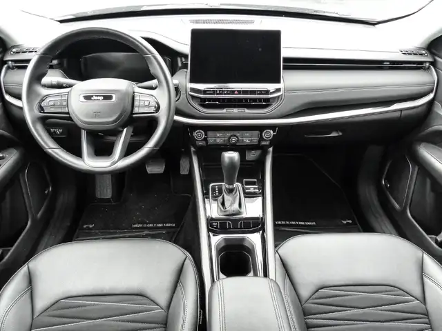Jeep Compass view 6