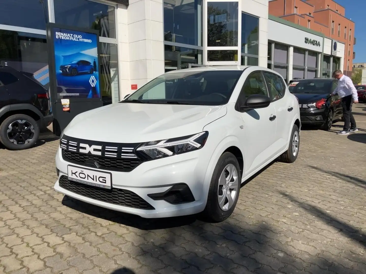 Dacia Sandero Essential SCe 65 Blanc - 1