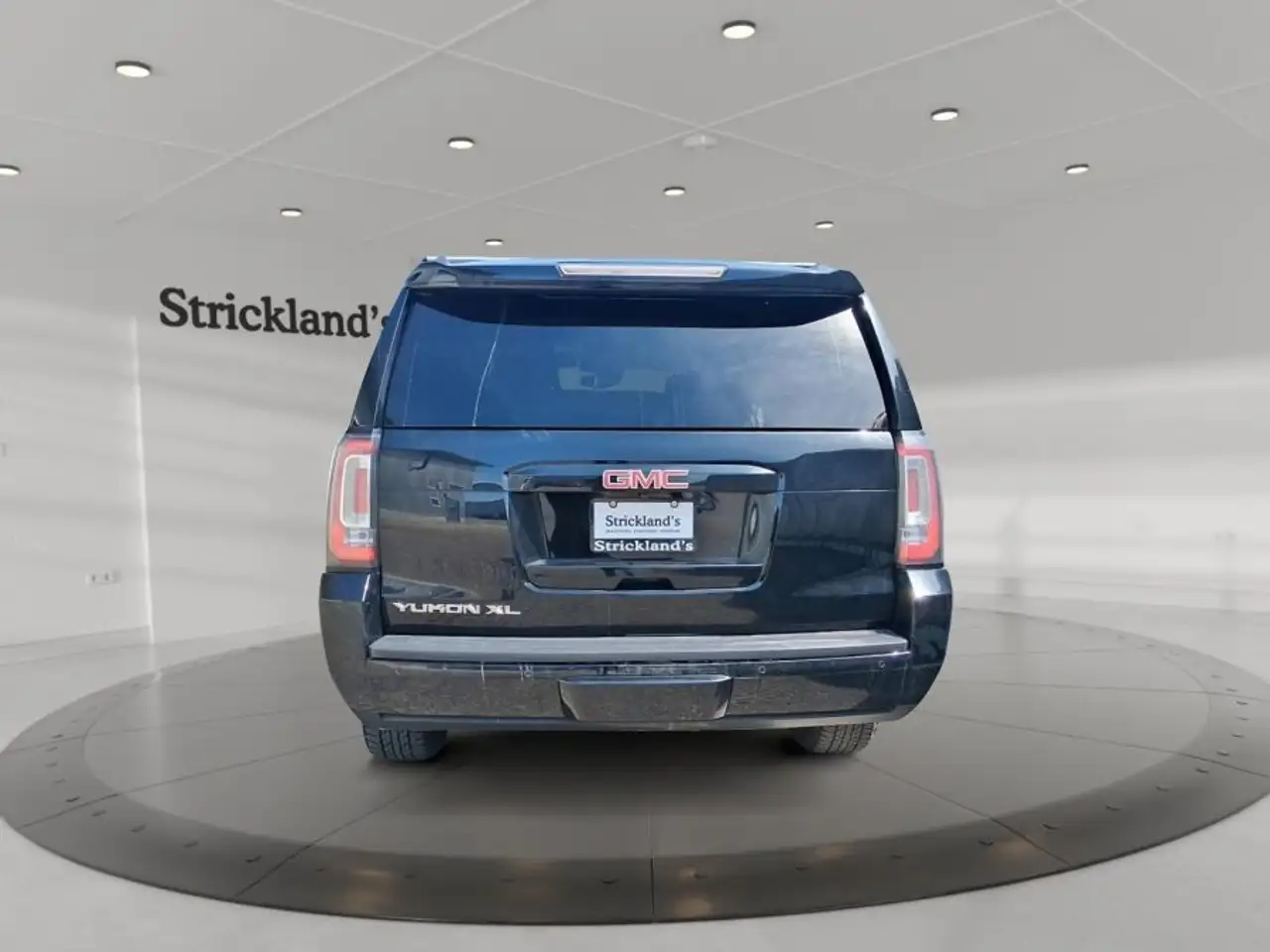GMC Yukon снимка GMC Yukon