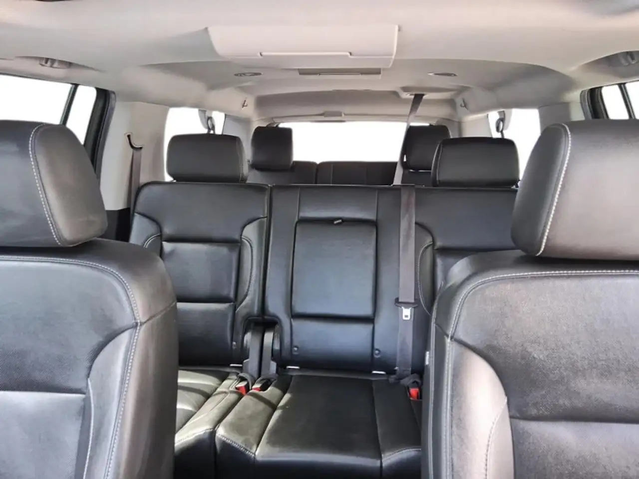 GMC Yukon снимка GMC Yukon