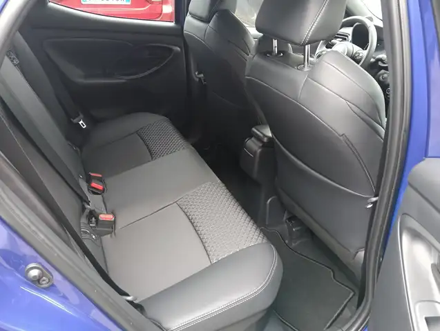 Mazda Mazda2 view 13