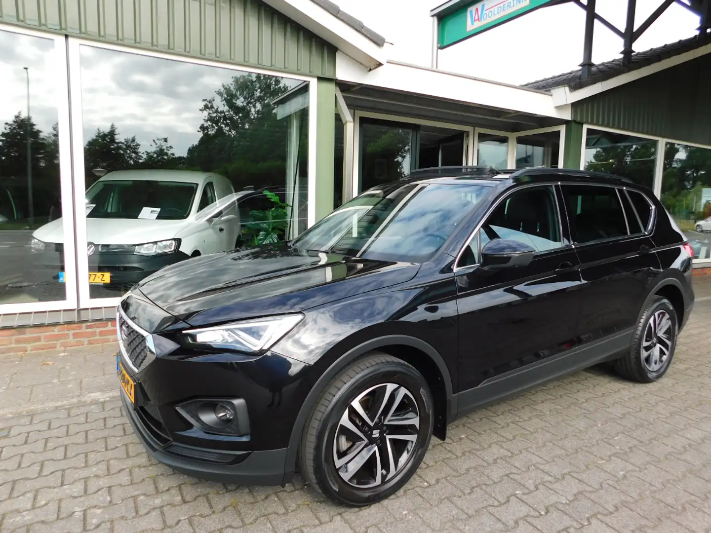 SEAT Tarraco 1.5TSI 150PK 7Persoons!! All-in Prijs! PANO Zwart - 1