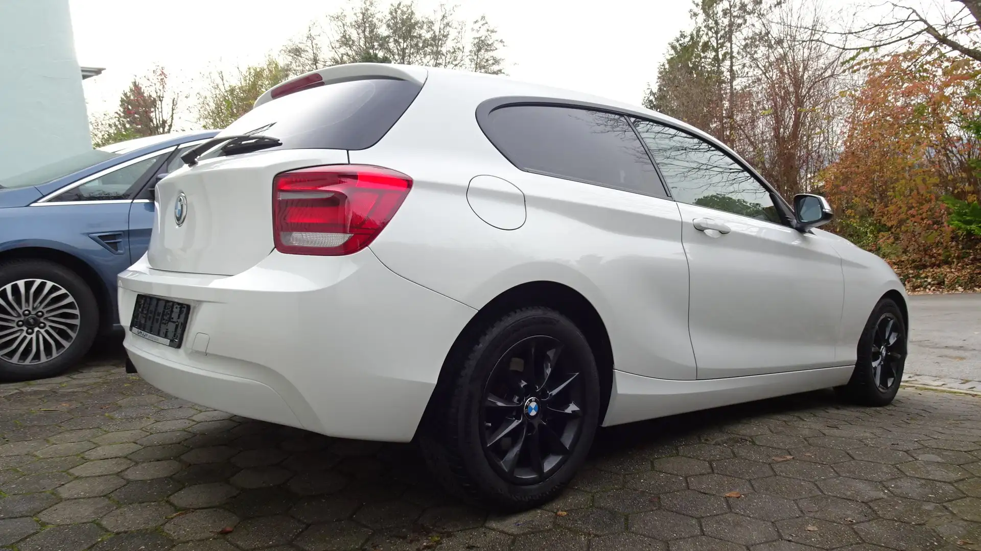 BMW 114 i Coupé F21 Modell 2013 *KEYLESS GO *8x ALUFLG. Alb - 1