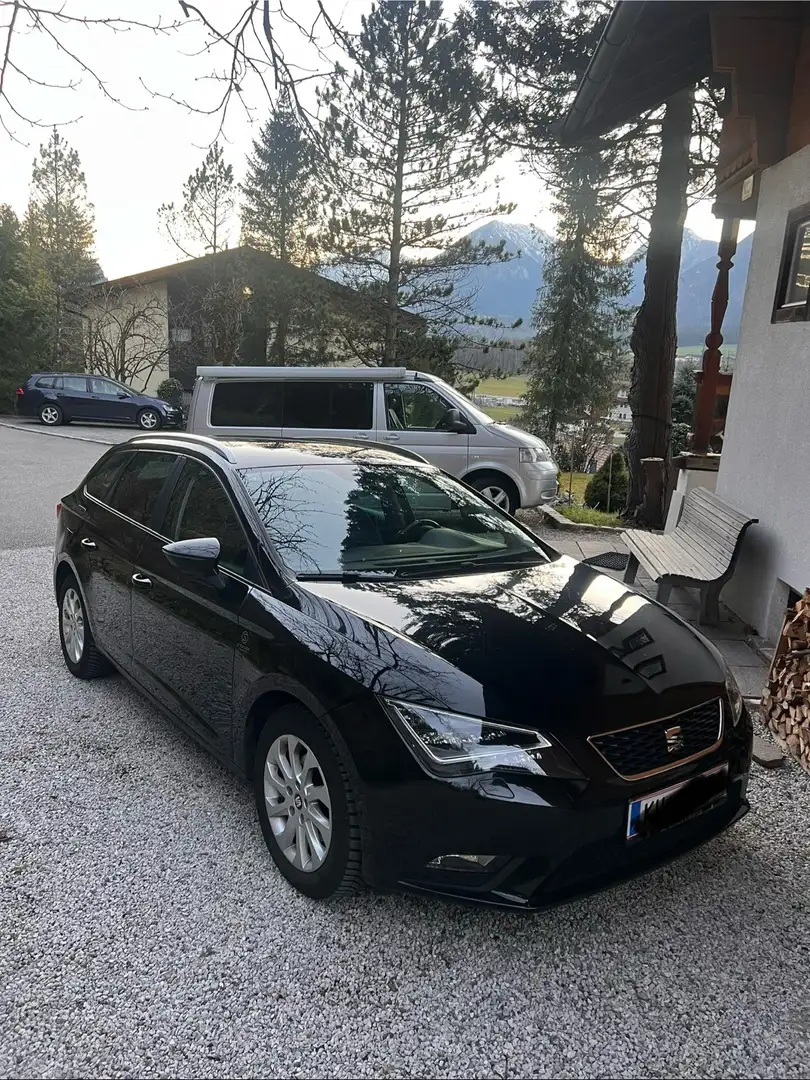 SEAT Leon ST Executive 1,6 TDI CR 4Drive Schwarz - 1