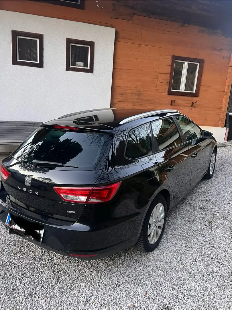 SEAT Leon ST Executive 1,6 TDI CR 4Drive Schwarz - 2