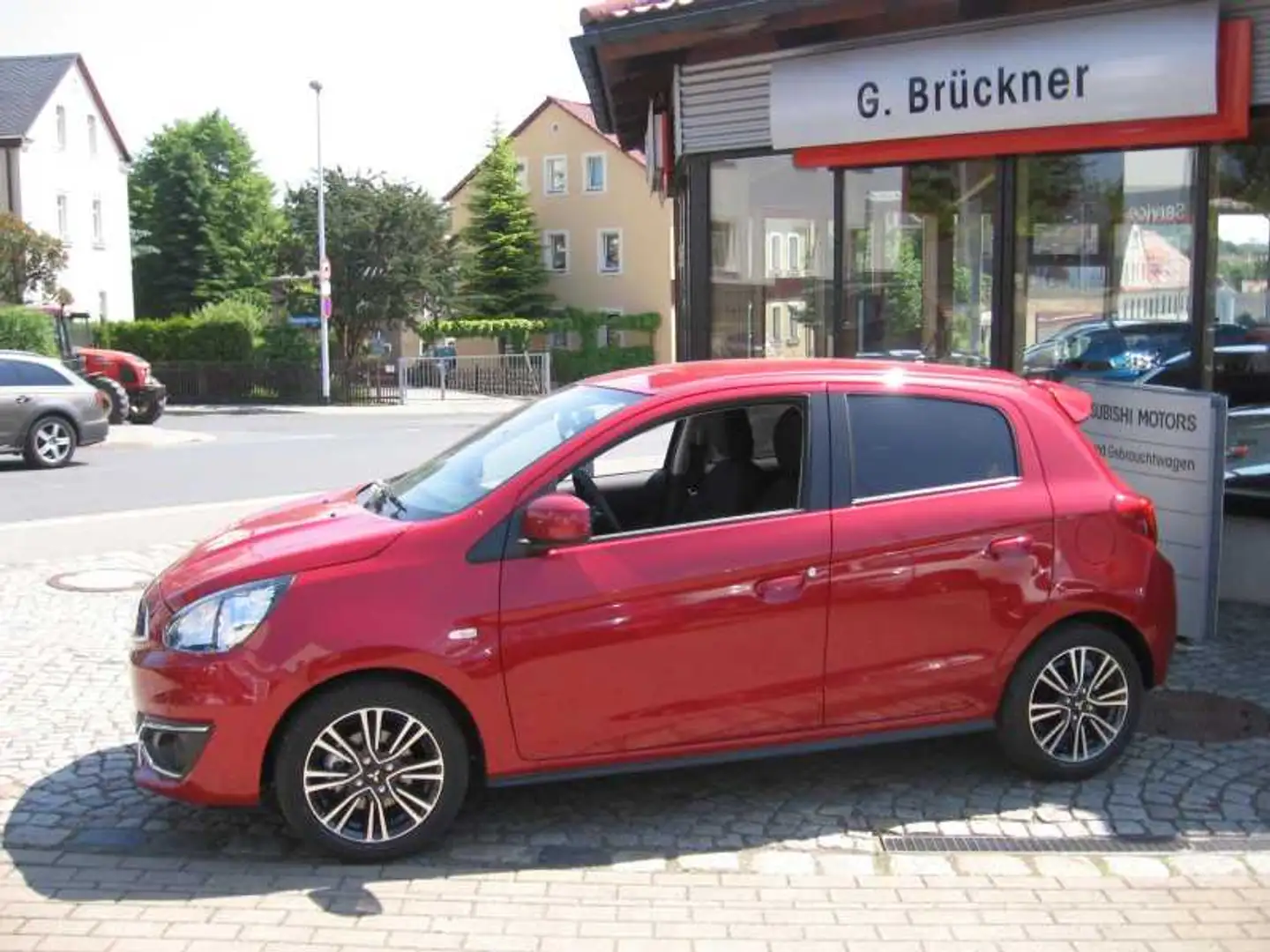 Mitsubishi Space Star Edition+ 1.2 MIVEC Sitzheizung,Navi Rot - 2