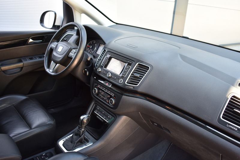 SEAT Alhambra 2.0TDI*Style*DSG*7Sitzer*AHK*Leder — photo 12