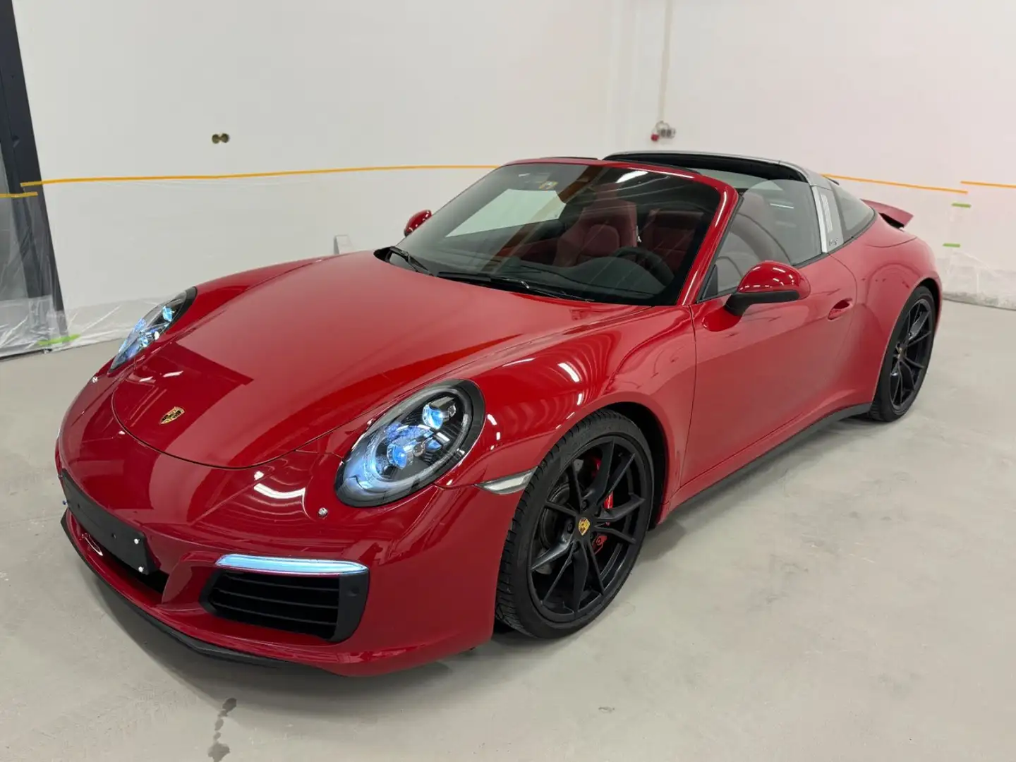 Porsche 991 911 Targa 4 S 2.HAND PDK PDLS CHRONO Rot - 1