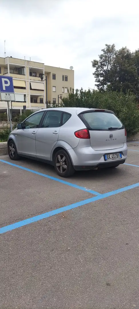 SEAT Altea 1.6 Reference bi-fuel - 1