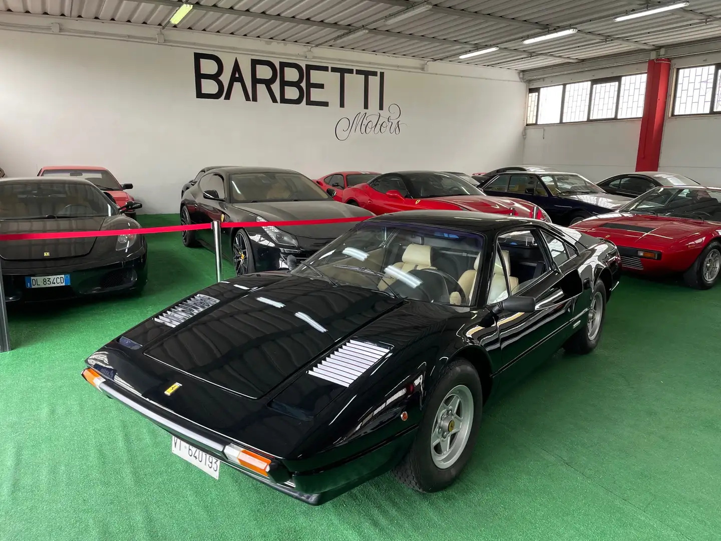 Ferrari 208 GTB ASI Carburatori Rarissima PERMUTE RATE Schwarz - 1