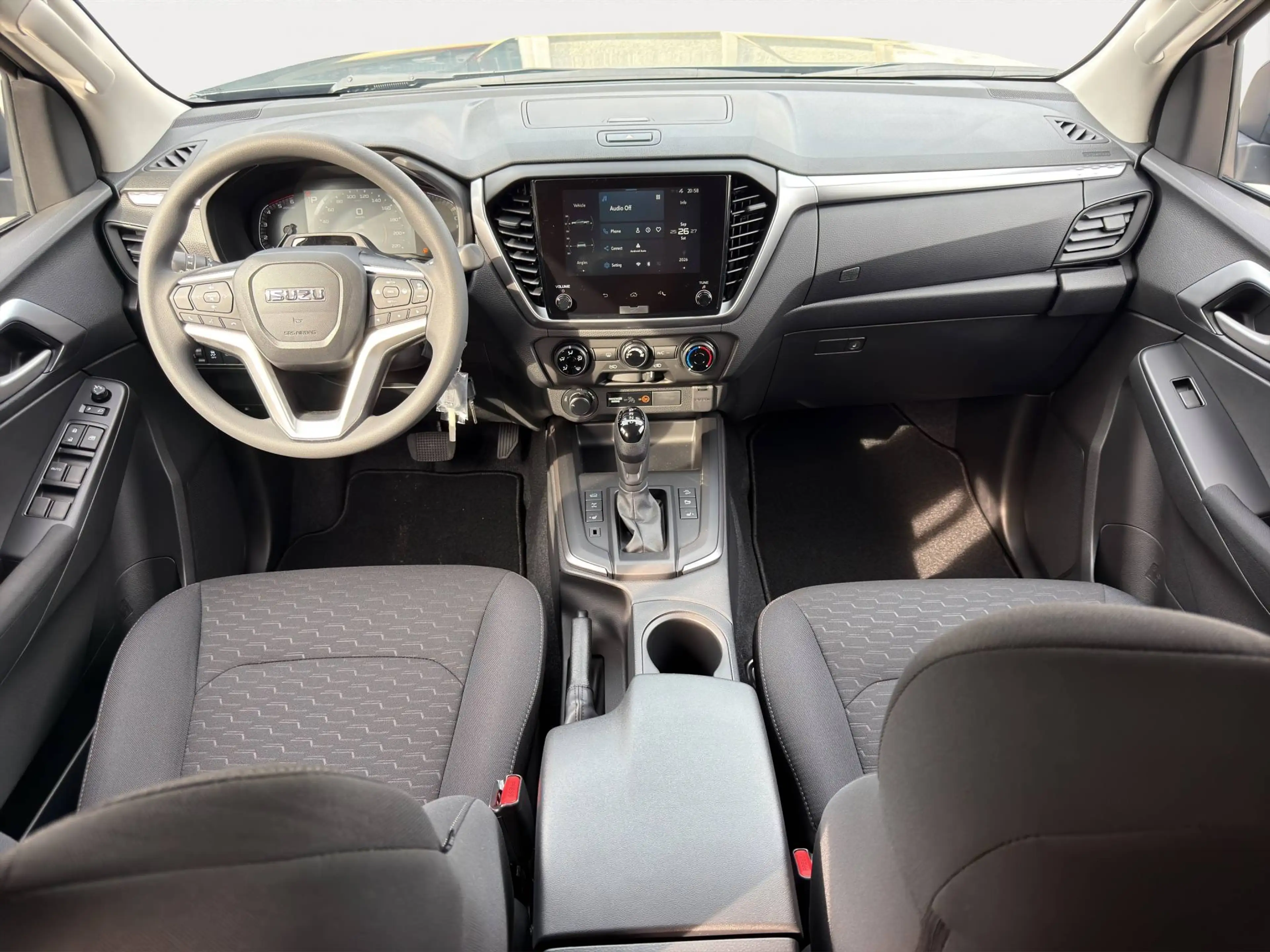 Isuzu D-Max D-MAX 2.2 D DOUBLE CAB - LS 4WD AT MY26 DMS — photo 14