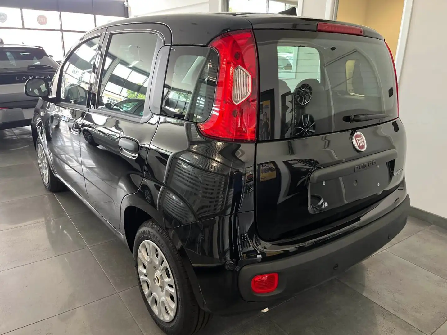 Fiat Panda 1.0 Hybrid/VARI COLORI/PRONTA CONSEGNA Nero - 2