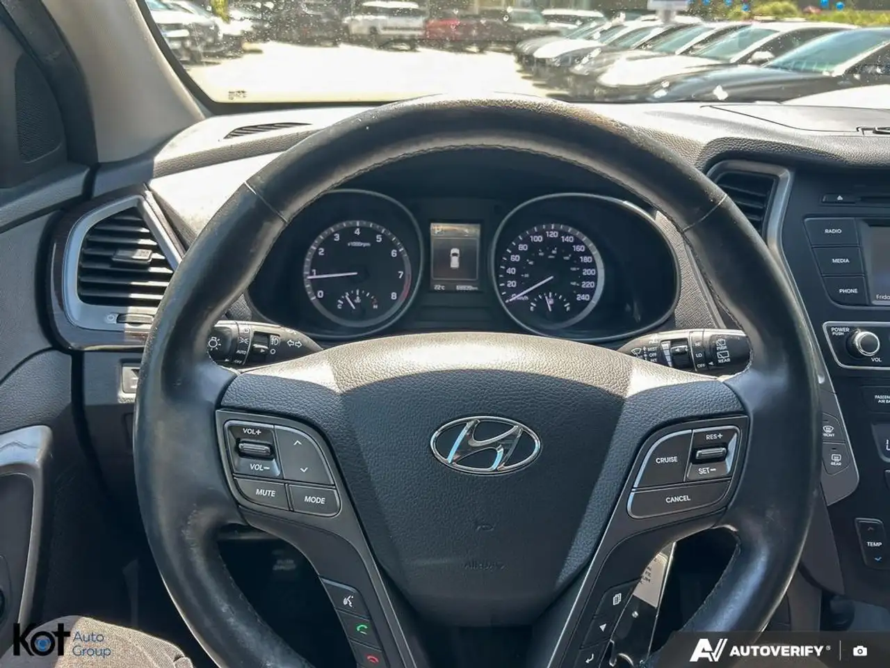 Hyundai SANTA FE fotografie Hyundai SANTA FE