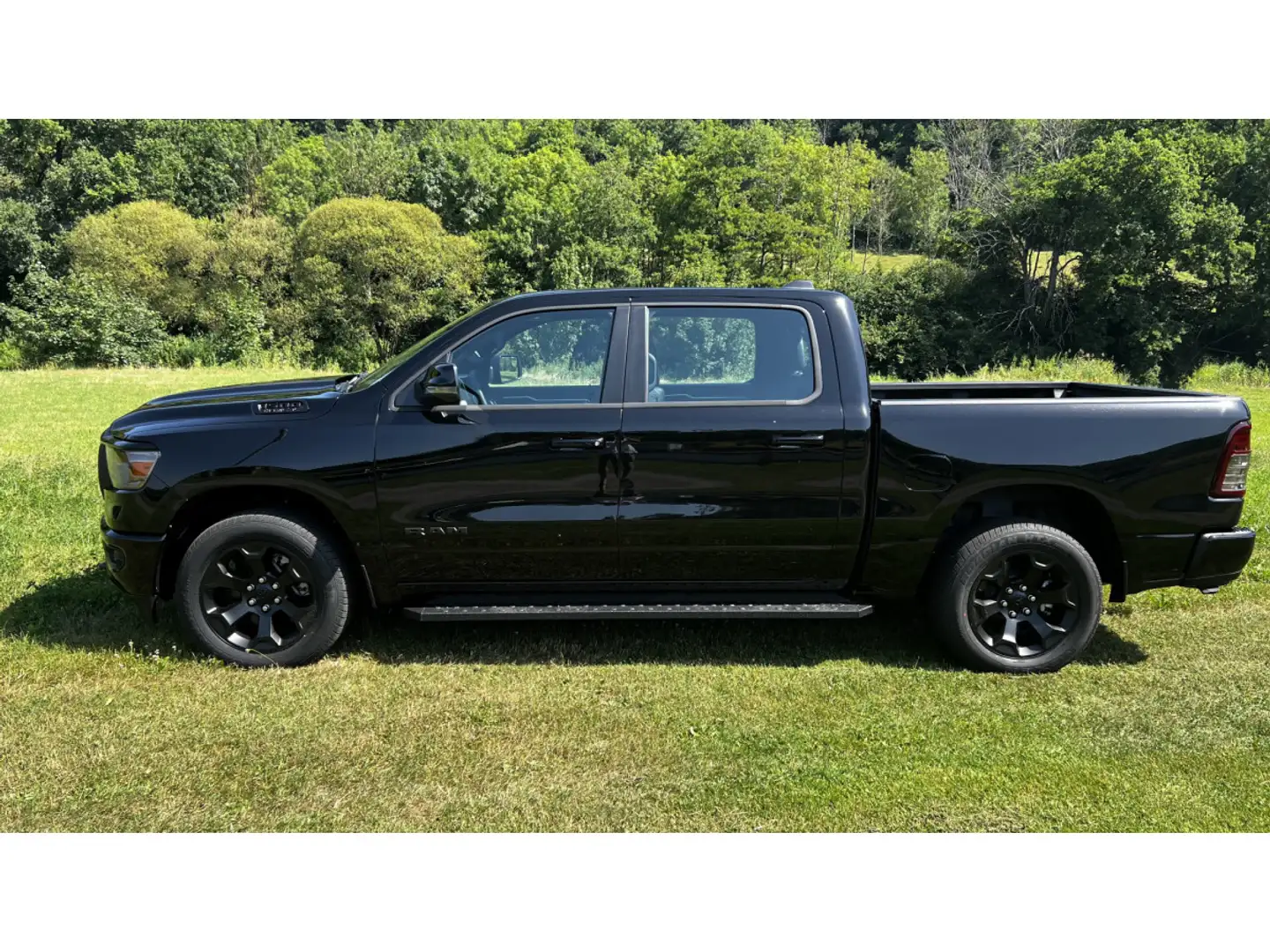 Dodge RAM 1500 5.7 V8 BiGHORN Black Edition + LPG Zwart - 1