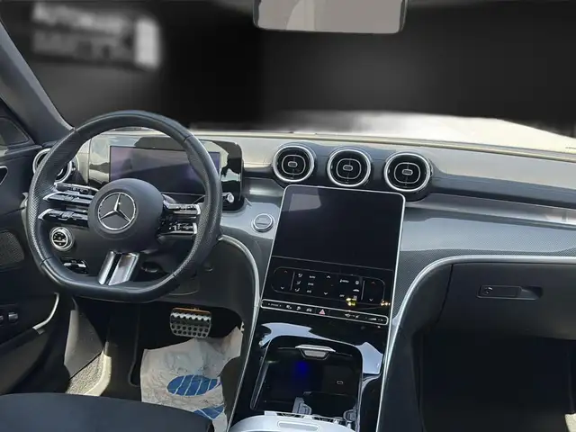 Mercedes-Benz C-Class view 14