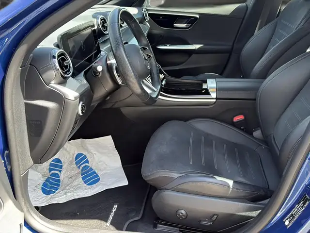 Mercedes-Benz C-Class view 12