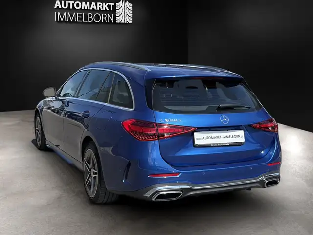 Mercedes-Benz C-Class view 7