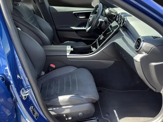 Mercedes-Benz C-Class view 11