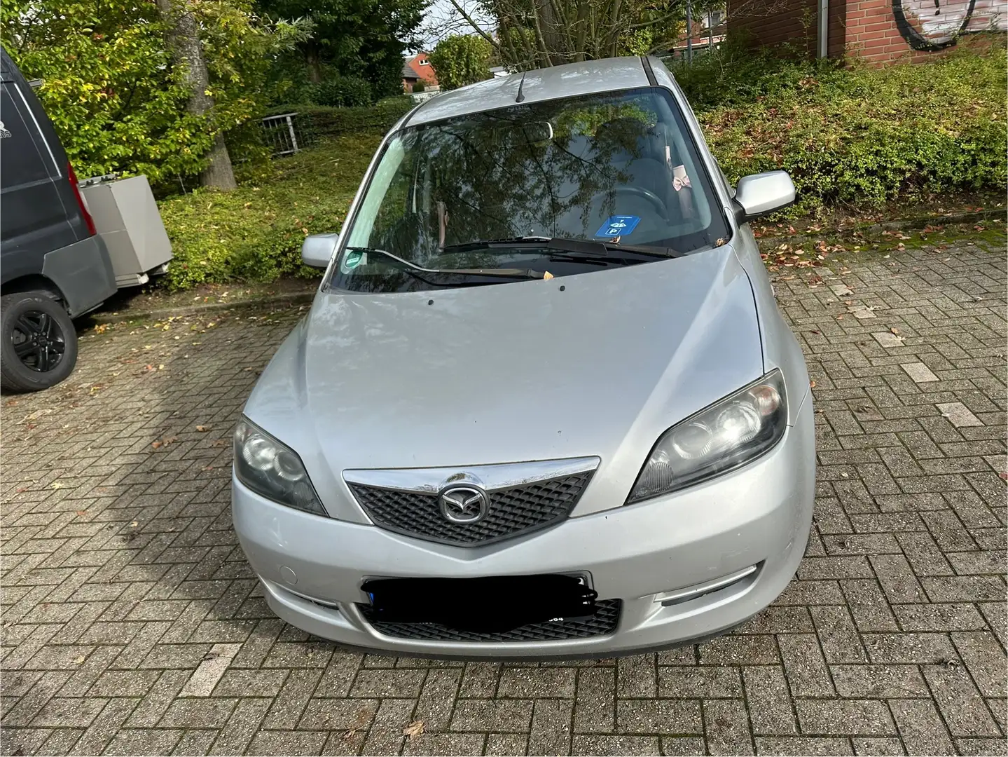 Mazda 2 2 1.4l Active Silber - 1