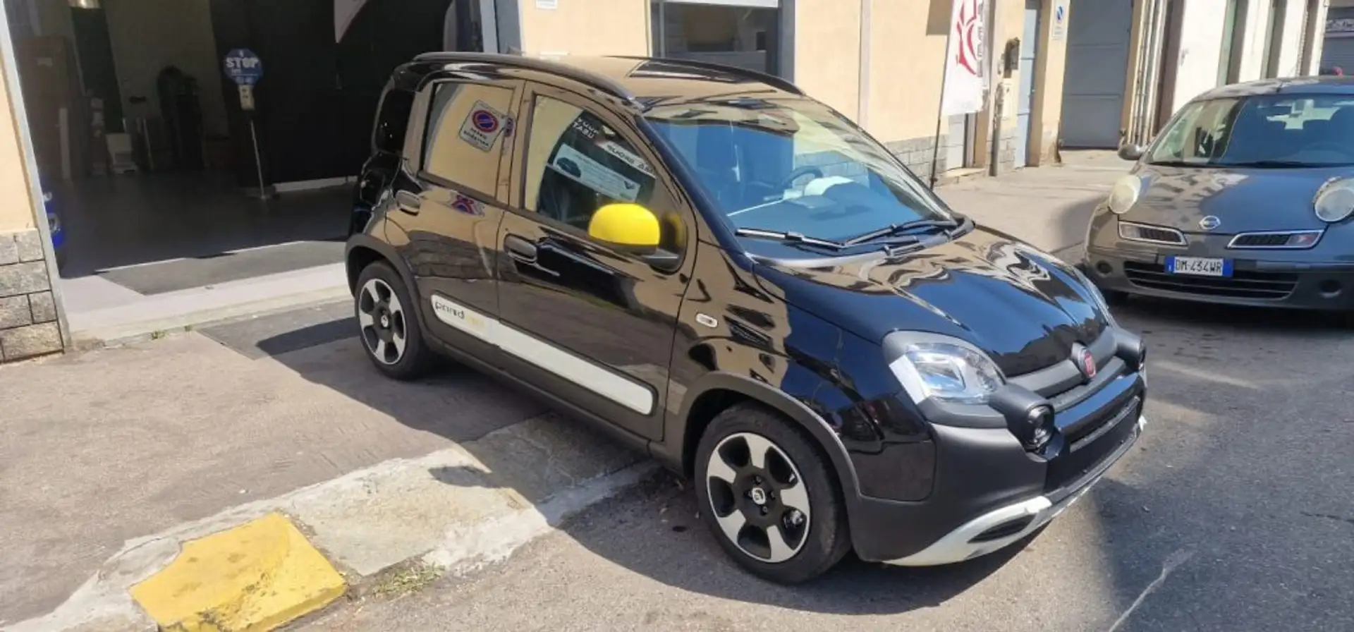 Fiat Panda 1.0 FireFly S&S Hybrid Pandina Nero - 2
