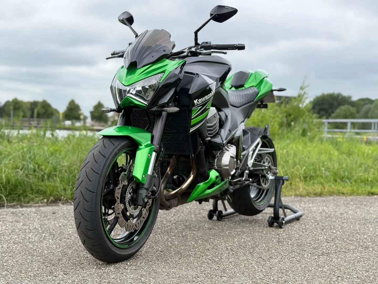 Kawasaki Z 800 Performance / Akra / Barracuda / Dealer onderhoude Groen - 1