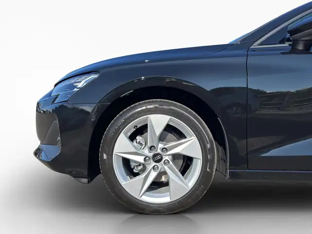 Audi A3 view 8