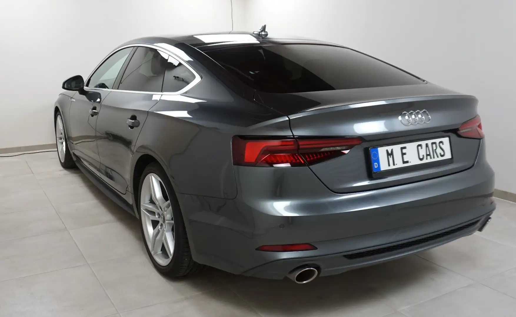 Audi A5 Sportback 40 TFSI 2xS line Scheckheft LED Gris - 2