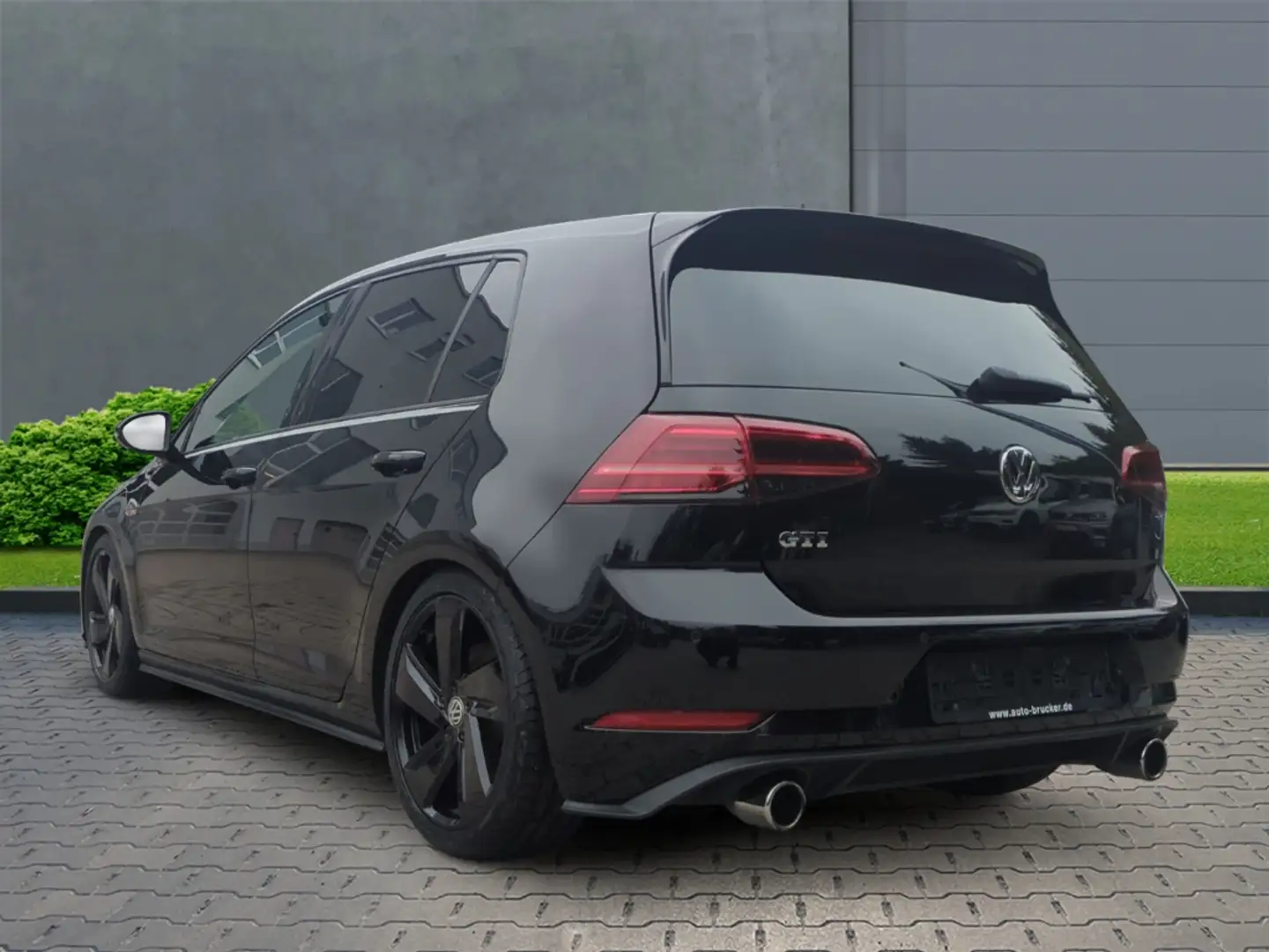Volkswagen Golf GTI  2.0 TSI Navi+LED+Climatronic Zwart - 2