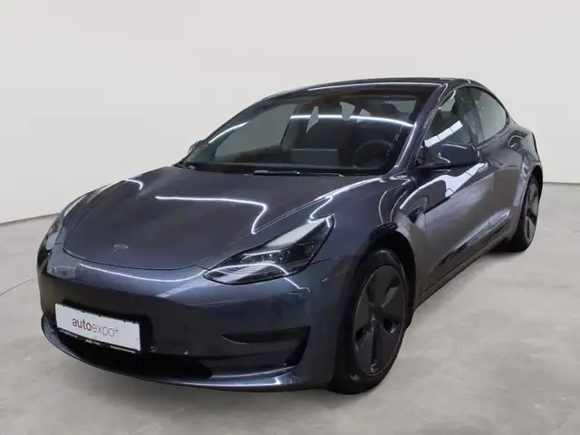 Tesla Model 3 view 2