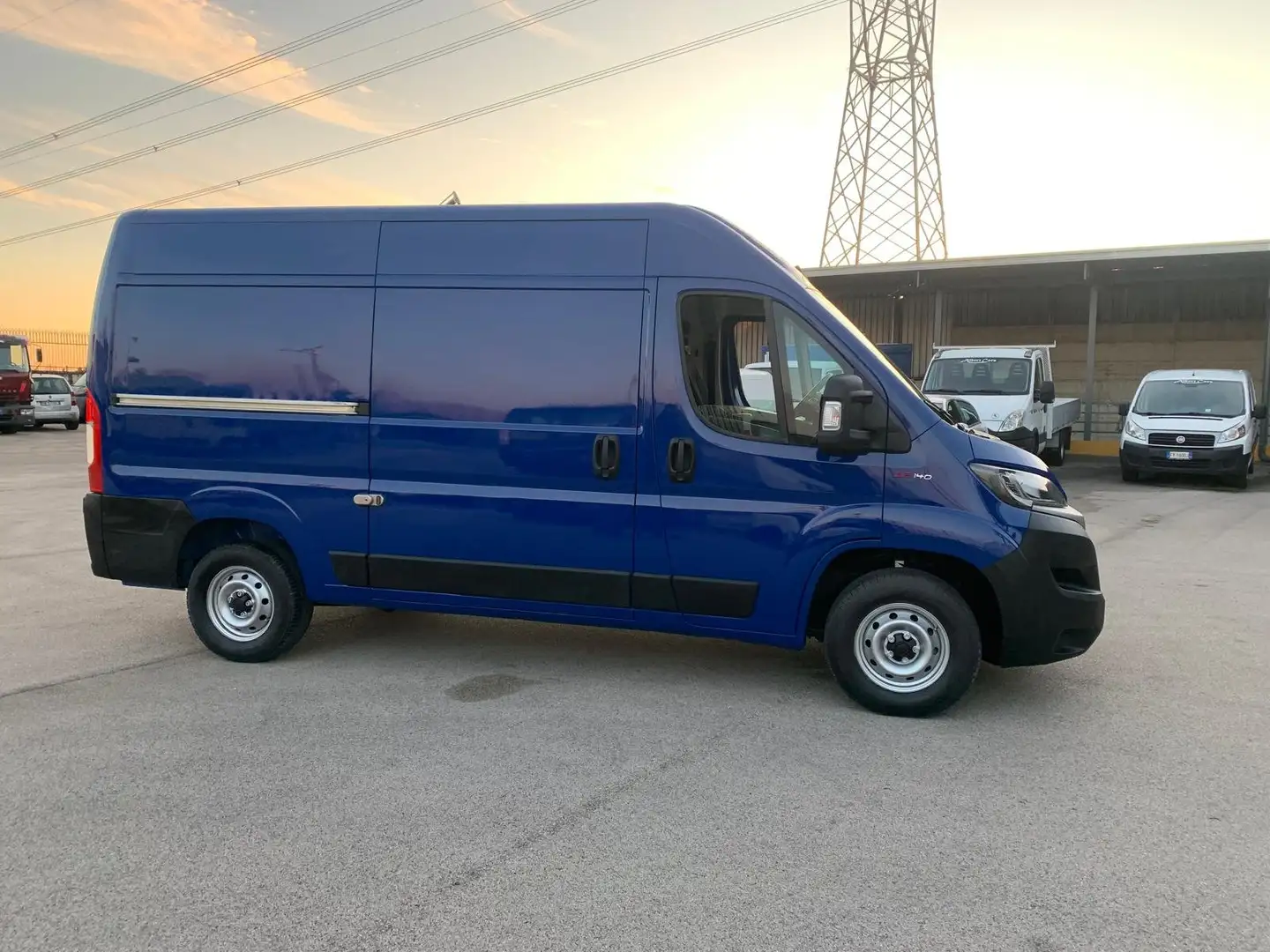 Fiat ducato furgone passo medio tetto alto euro 6 Blu/Azzurro - 2