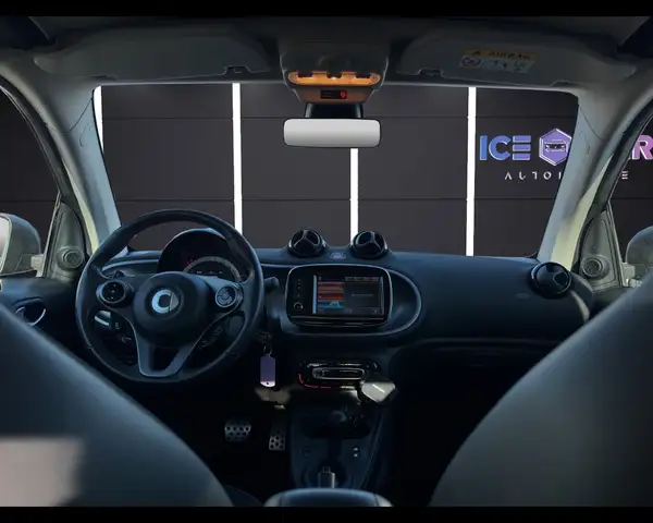 Smart Fortwo view 13