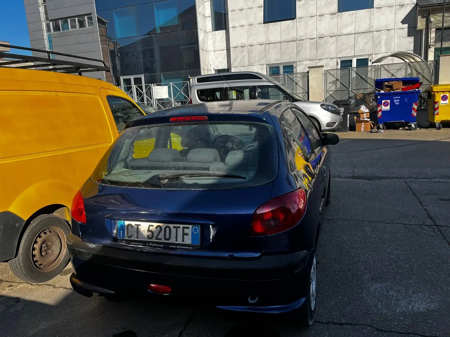 Peugeot 206 3p 1.4 hdi XT - 2